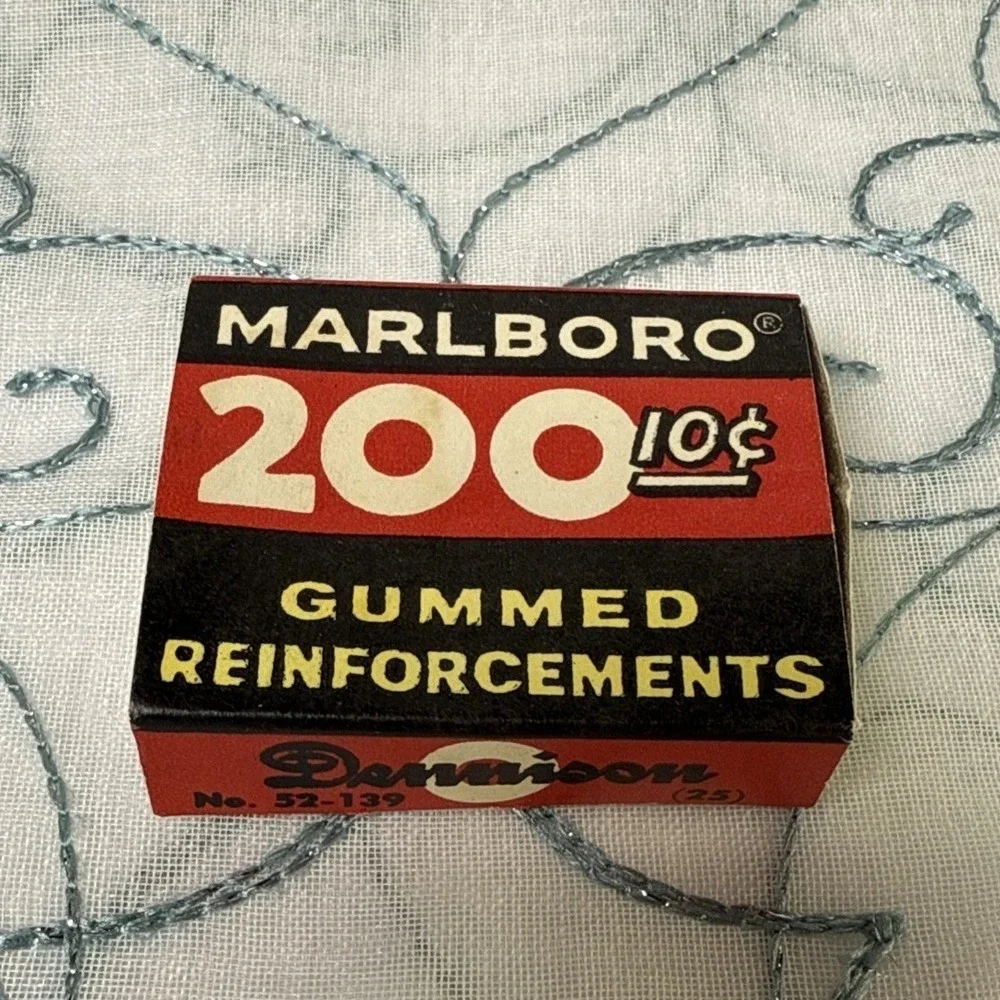 Vintage Marlboro Gummed Reinforcements Dennison Paper Hole Repair Labels‎